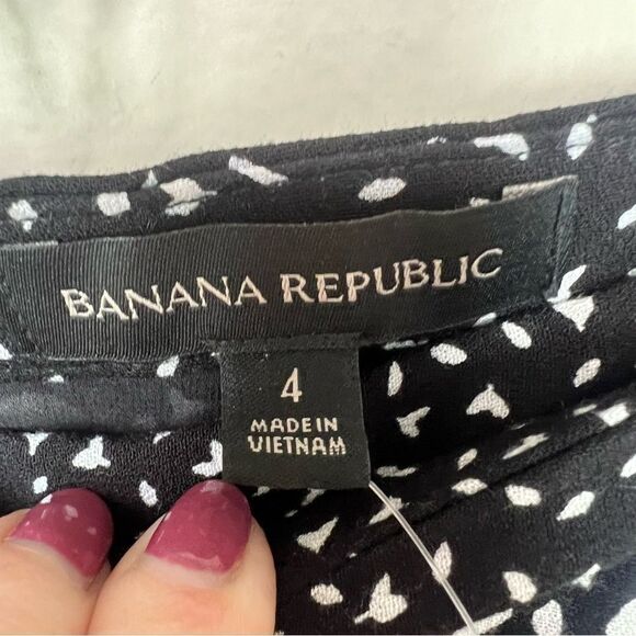 Banana Republic Ruffle Wrap Mini Skirt Ditzy Floral Size 4 Tie Boho NWT Black - Picture 6 of 12